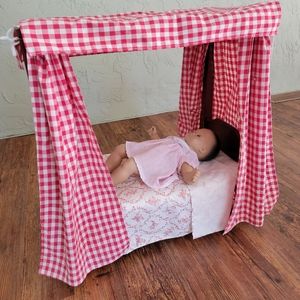 American Girl 1994 Felicity Canopy with baby doll
